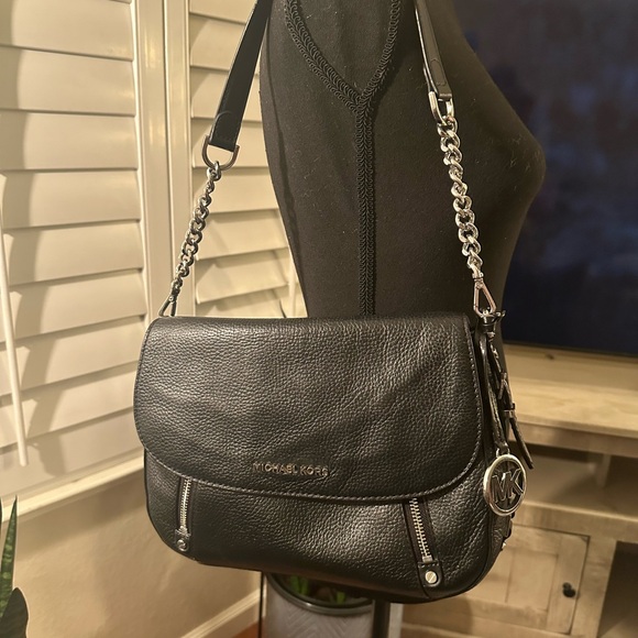 Michael Kors Purse - Picture 3 of 9